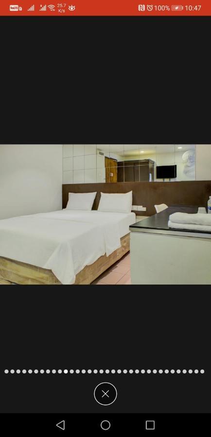 Tai Hoe Hotel Pengerang Kampung Sungai Rengit Exteriör bild