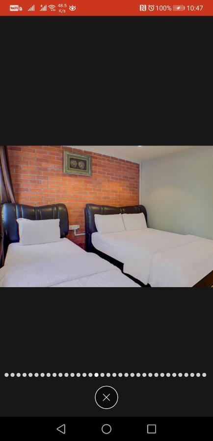 Tai Hoe Hotel Pengerang Kampung Sungai Rengit Exteriör bild